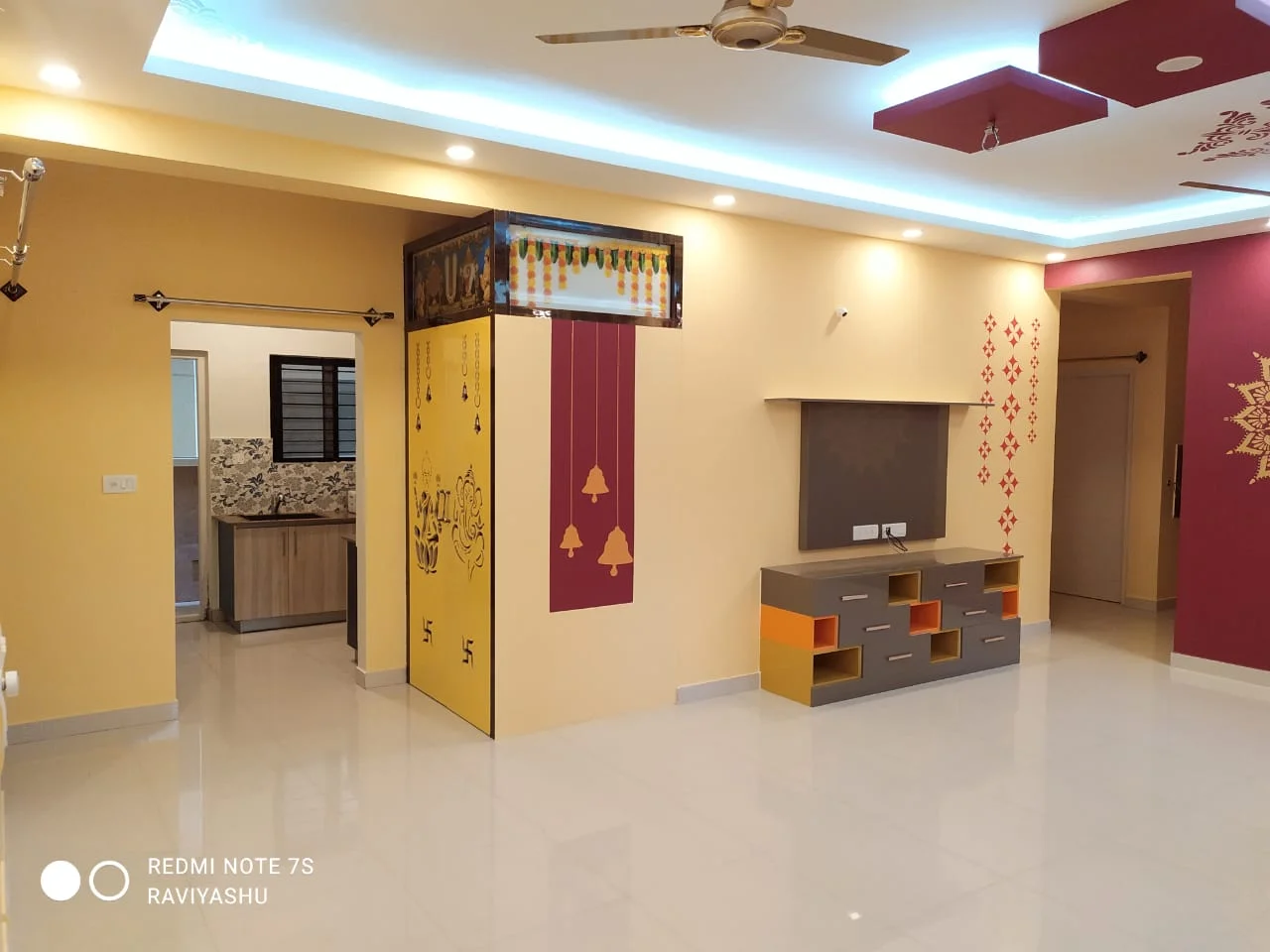 Traditional design in living room